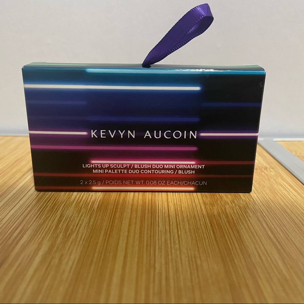 Kevyn Aucoin Lights Up Sculpt & Blush Duo Mini Ornament